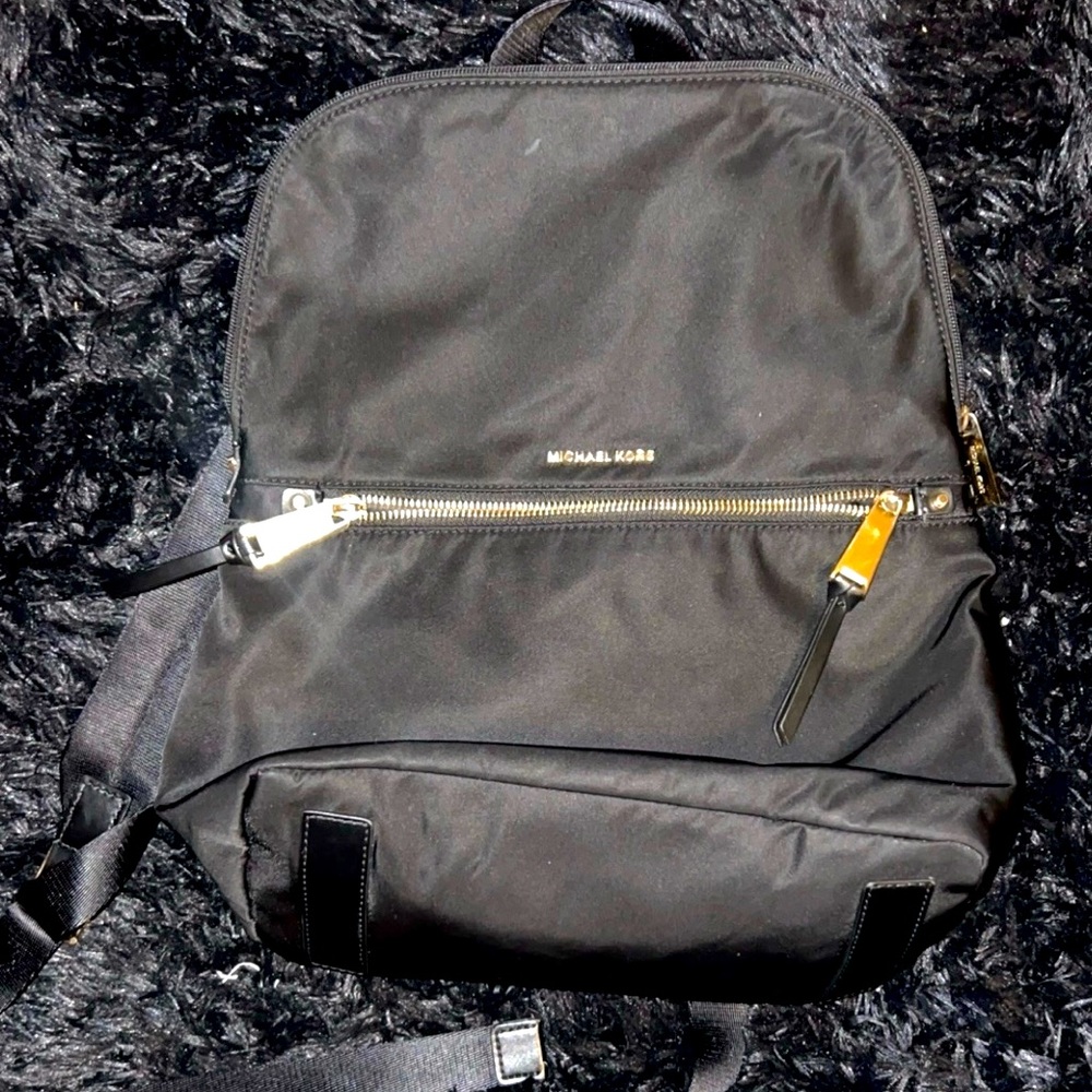Authentic Michael Kors, back sack, black purse